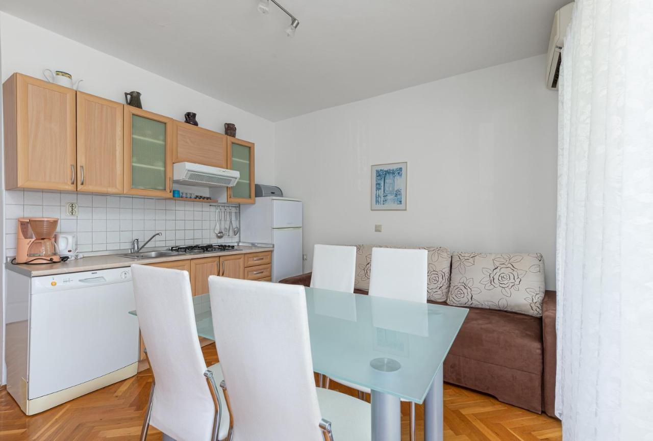 Haus Eva Apartment Novigrad  Ngoại thất bức ảnh