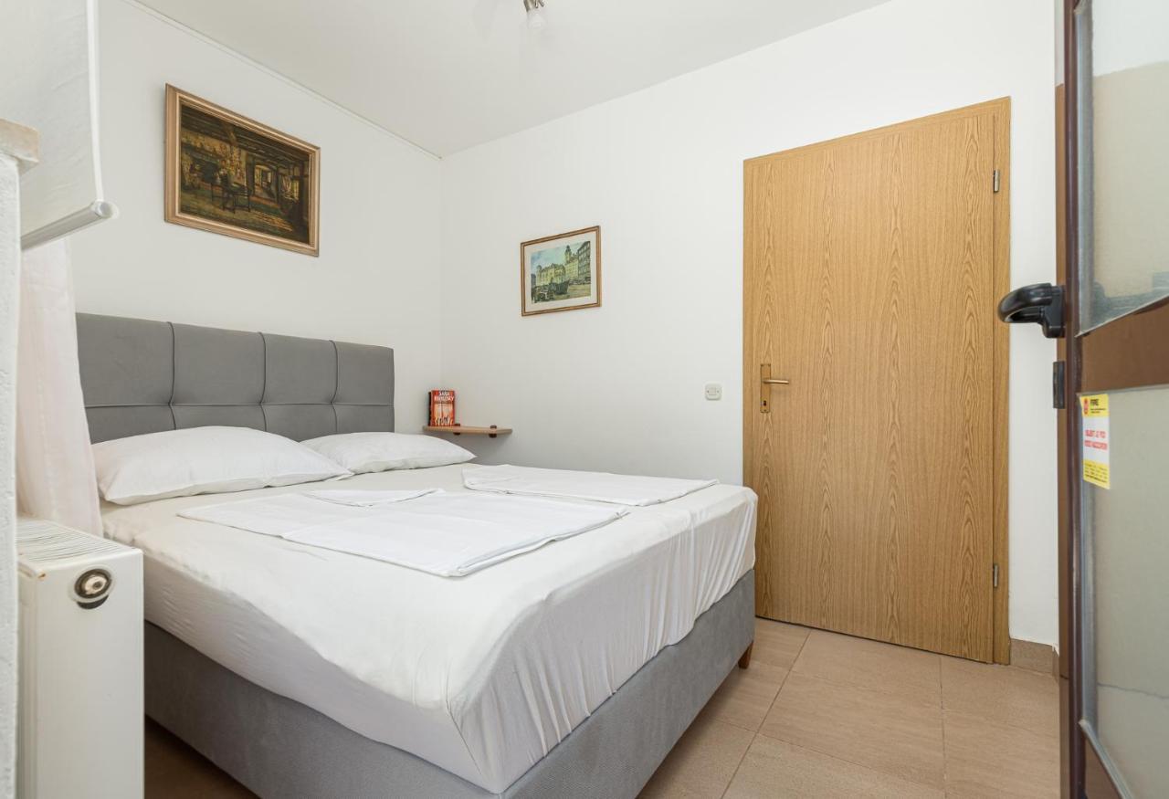 Haus Eva Apartment Novigrad  Ngoại thất bức ảnh