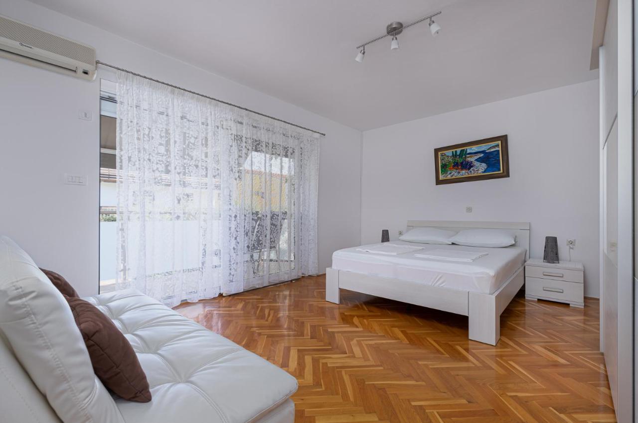 Haus Eva Apartment Novigrad  Ngoại thất bức ảnh