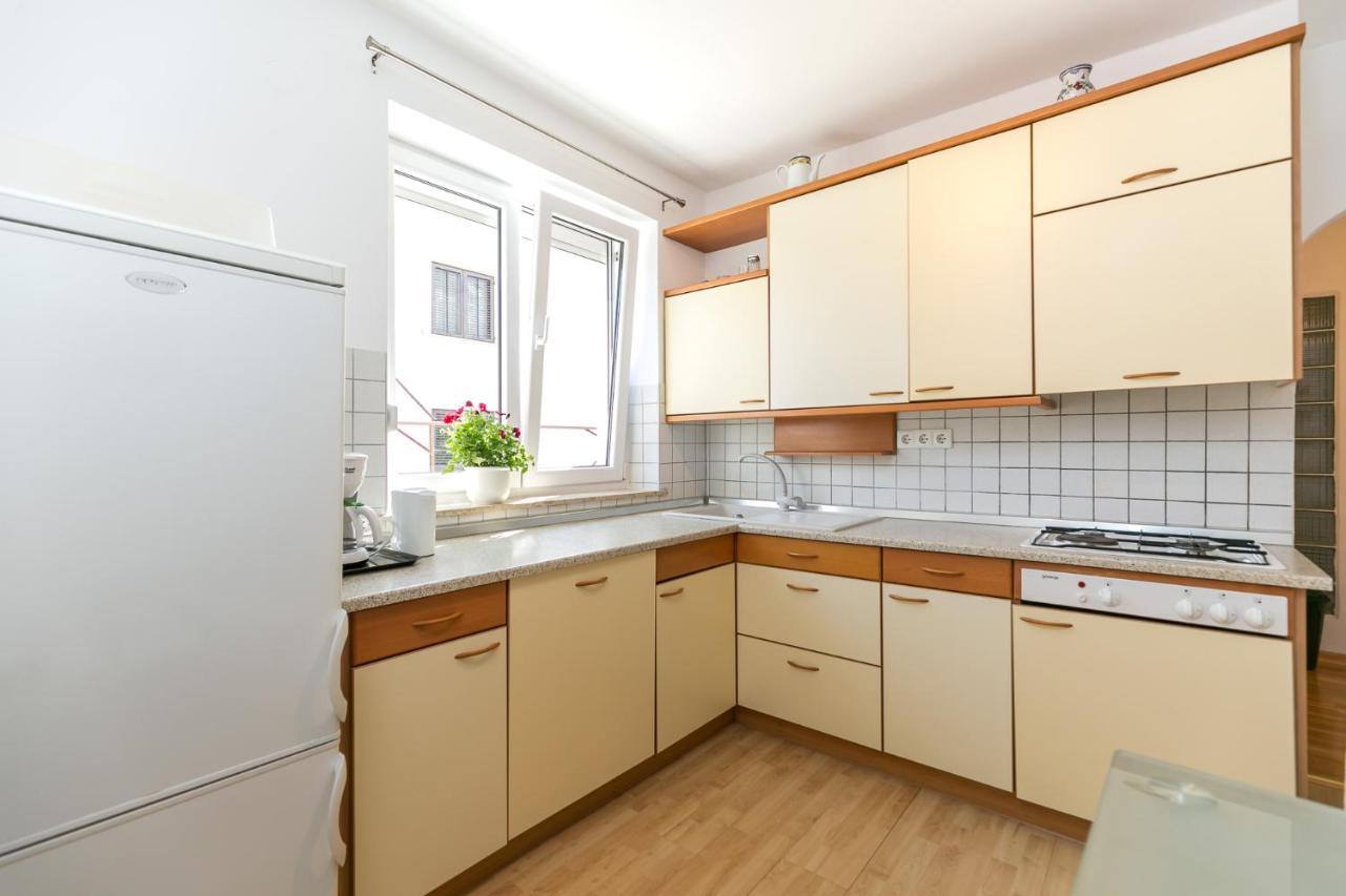 Haus Eva Apartment Novigrad  Ngoại thất bức ảnh
