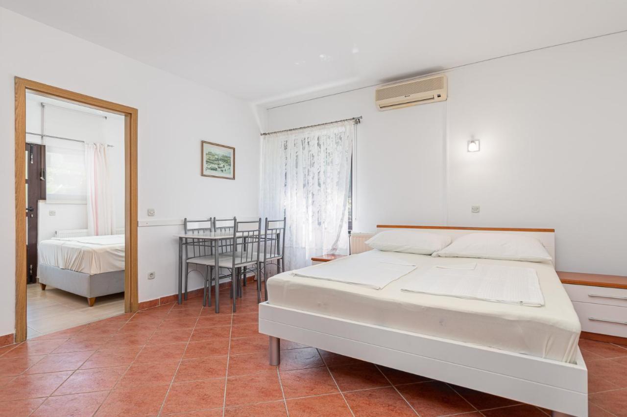 Haus Eva Apartment Novigrad  Ngoại thất bức ảnh