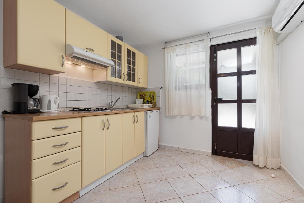 Haus Eva Apartment Novigrad  Ngoại thất bức ảnh