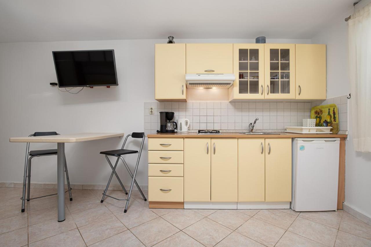 Haus Eva Apartment Novigrad  Ngoại thất bức ảnh
