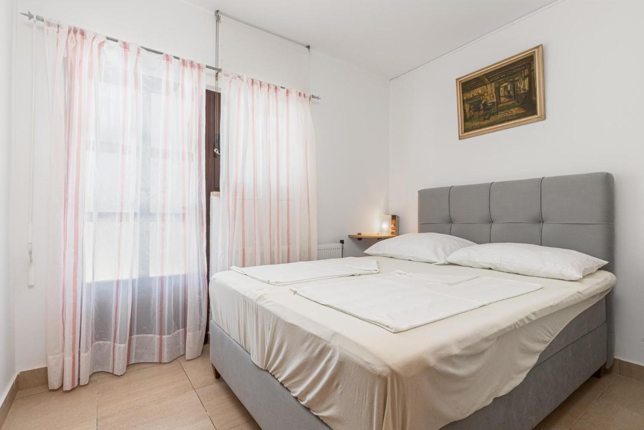 Haus Eva Apartment Novigrad  Ngoại thất bức ảnh